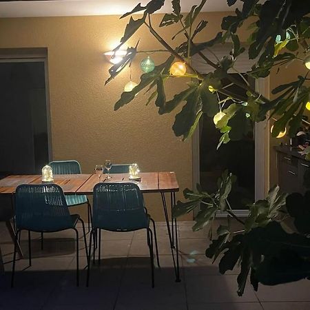 Tres Bel Appartement Contemporain Et Calme Fréjus Kültér fotó