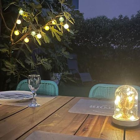 Tres Bel Appartement Contemporain Et Calme Fréjus Kültér fotó