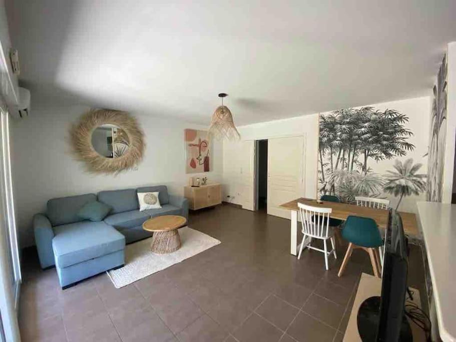 Tres Bel Appartement Contemporain Et Calme Fréjus Kültér fotó